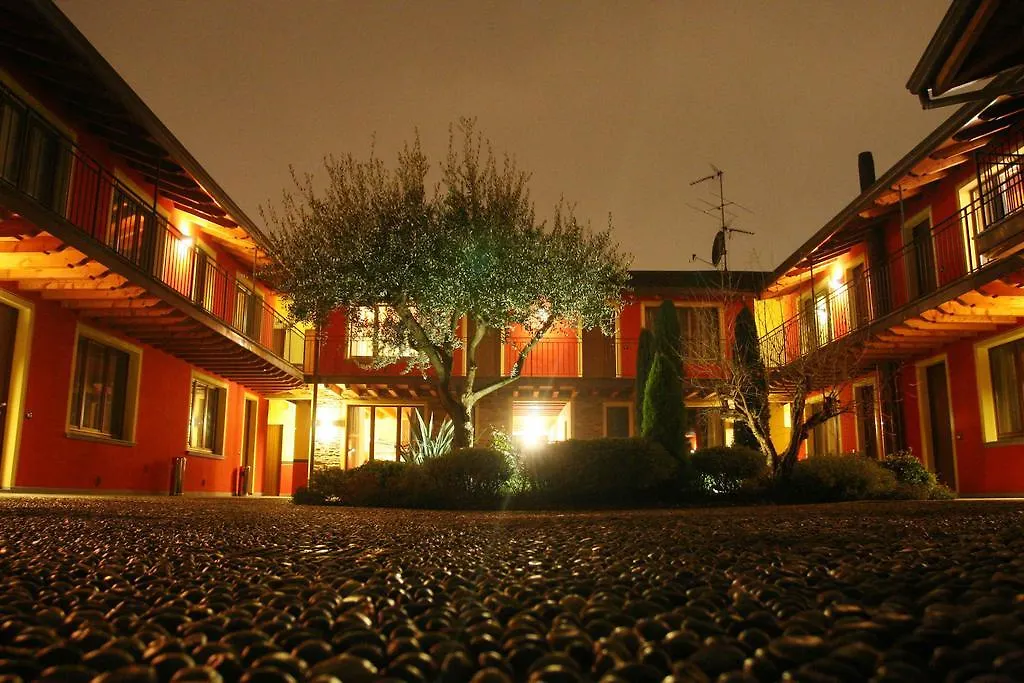 Corte Nuova Aparthotel Bergamo